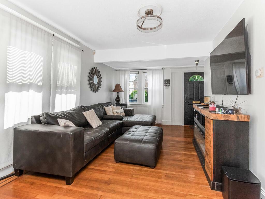 Property Photo: 2918 Schley Avenue NY 10465