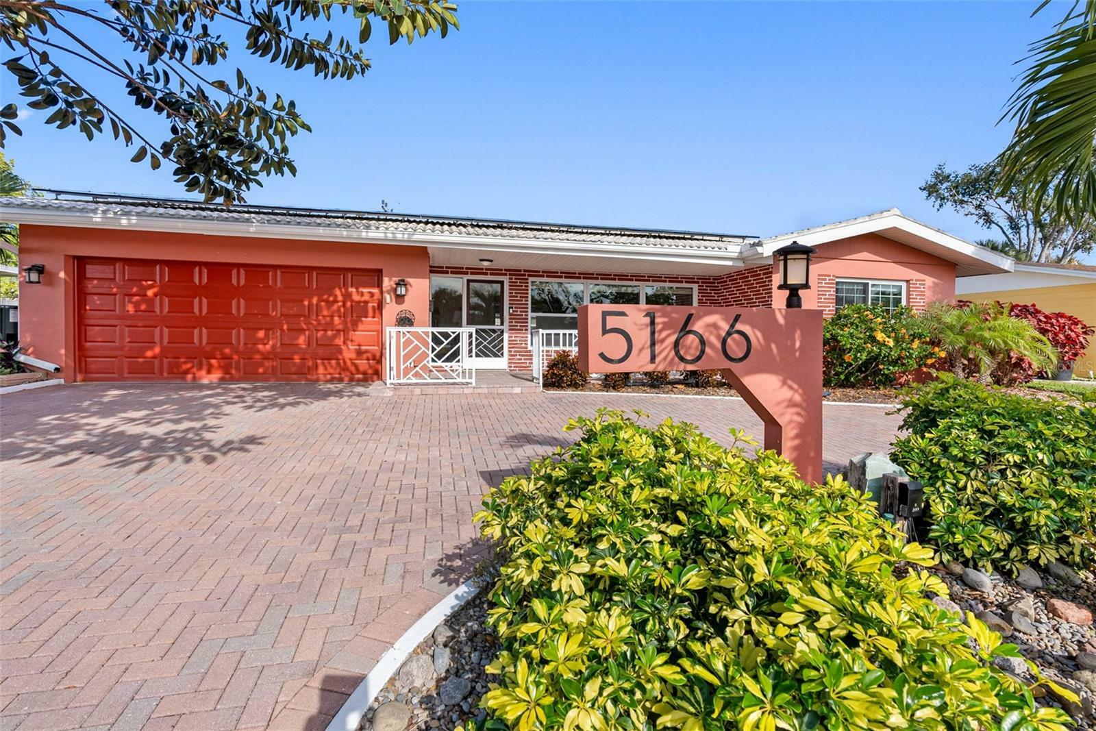Property Photo: 5166 39th Street S FL 33711