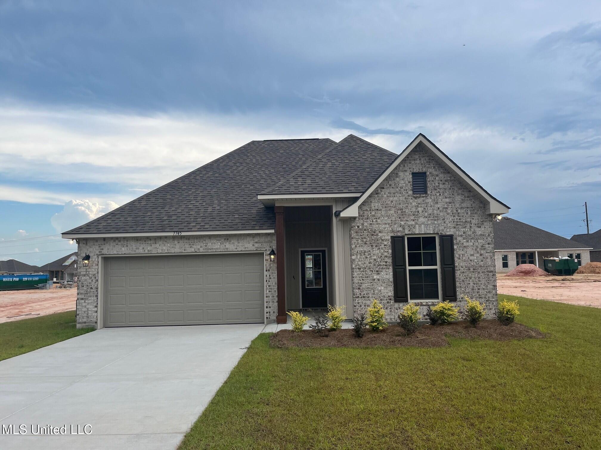 Property Photo: 7745 Claymont Circle MS 39564