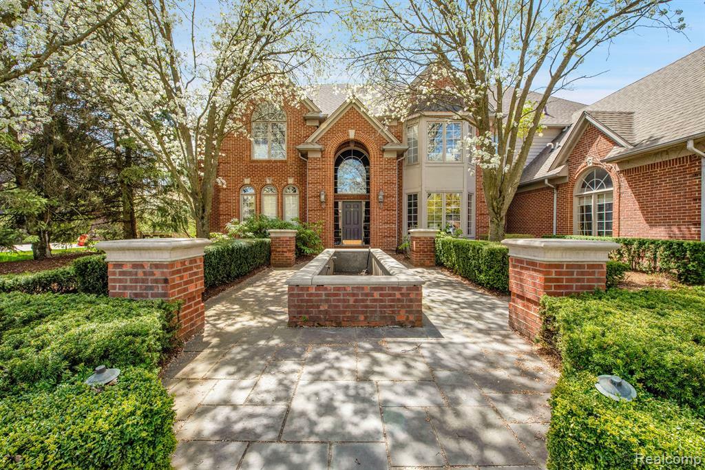 Property Photo: 1168 Autumnview Drive MI 48307 6060