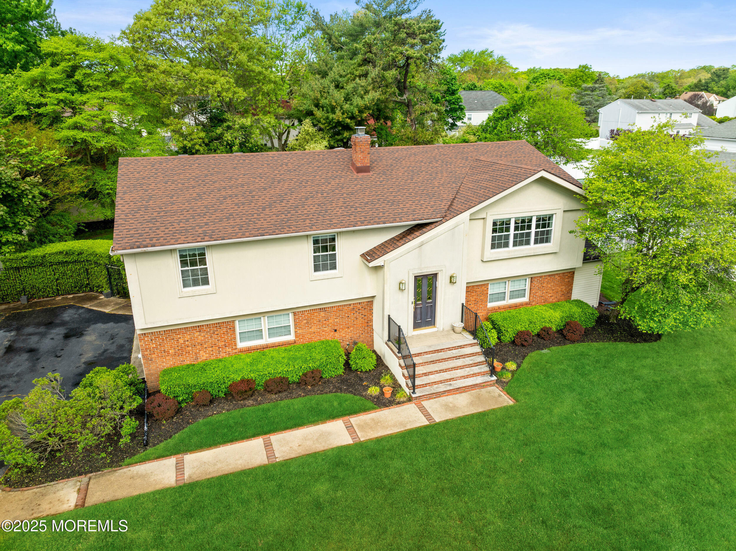 9 Darien Drive  West Long Branch NJ 07764 photo