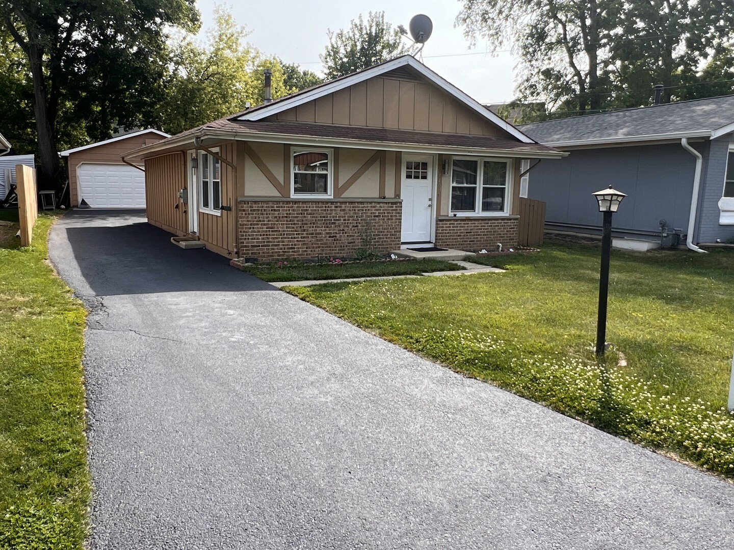 Property Photo: 19451 W Hoag Court IL 60060
