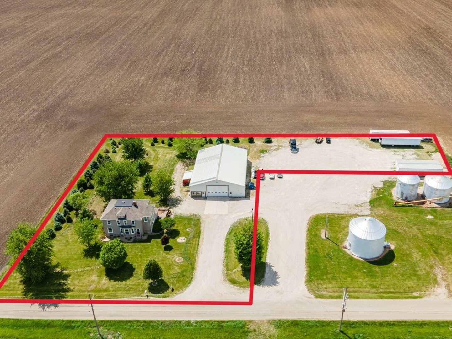 Property Photo:  4731 E 10th Road  IL 60518 