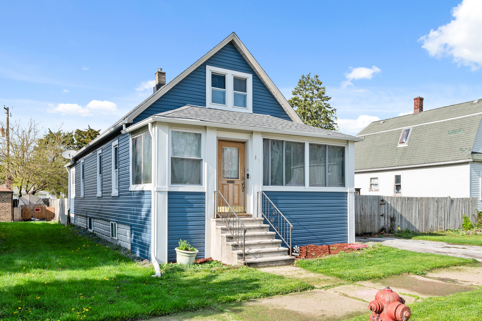 Property Photo:  37 McKinley Avenue  IL 60475 