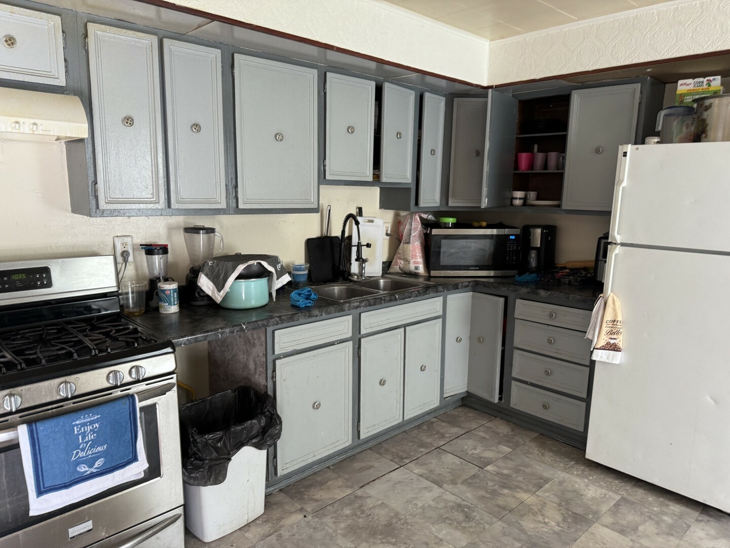 Property Photo: 2057 217th Street IL 60411
