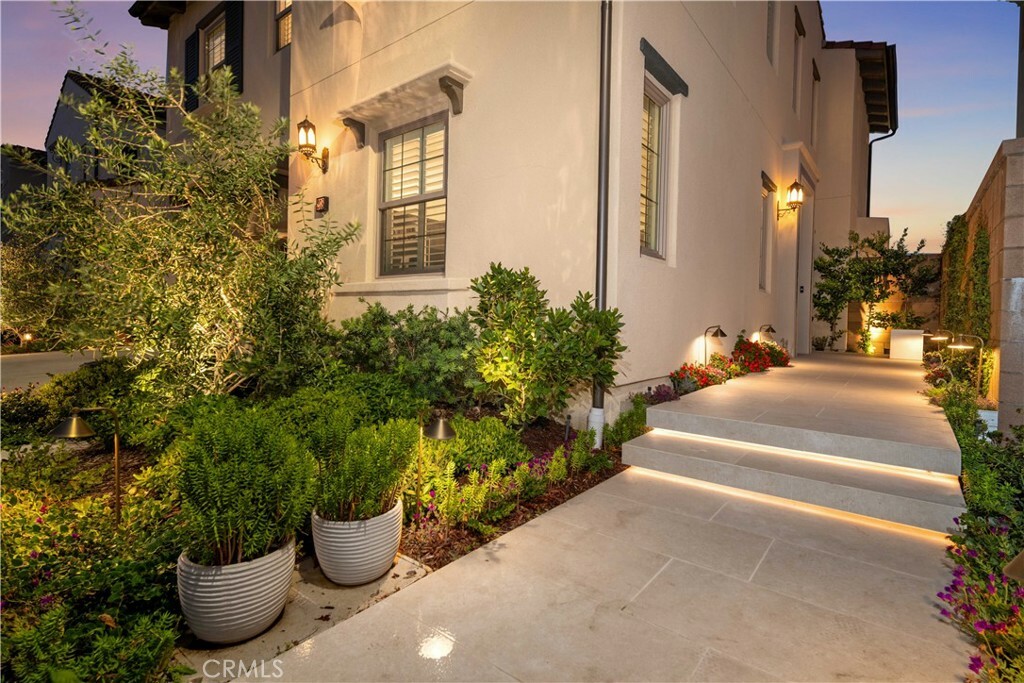 Property Photo: 208 Canterbury CA 92618