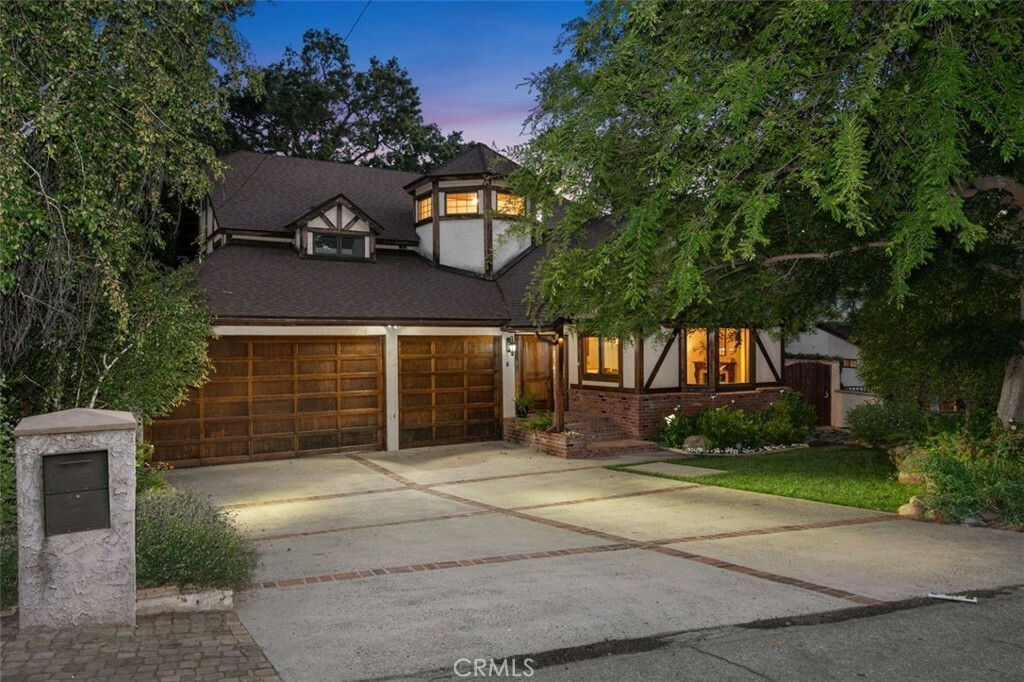 4031 Meadow Lark Drive  Calabasas CA 91302 photo