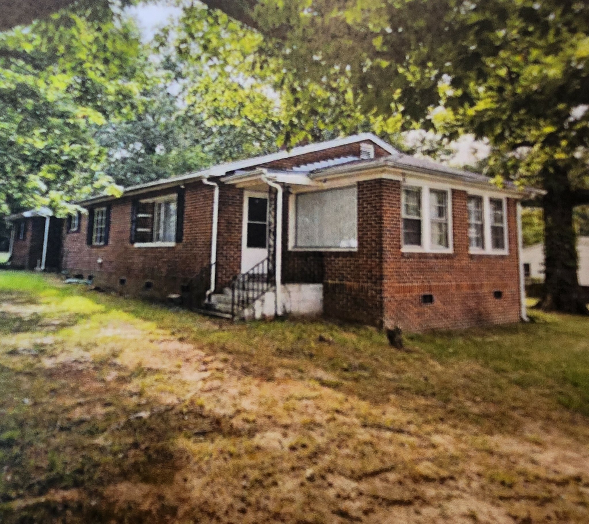Property Photo: 101 Sunset Rd TN 37055
