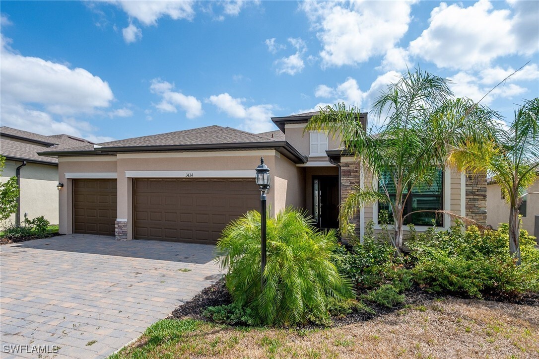 Property Photo: 3434 Nombella Court FL 33905