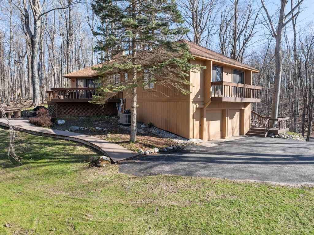 1721 Foxcroft  Harbor Springs MI 49740 photo