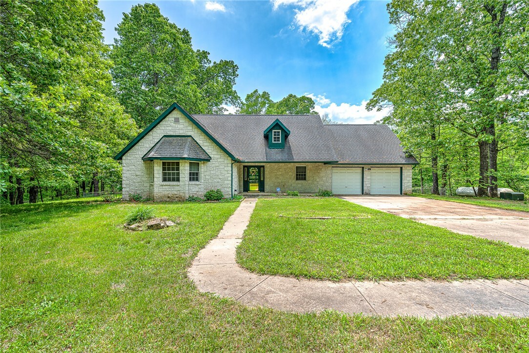 Property Photo: 14454 Woods Lodge Road AR 72756