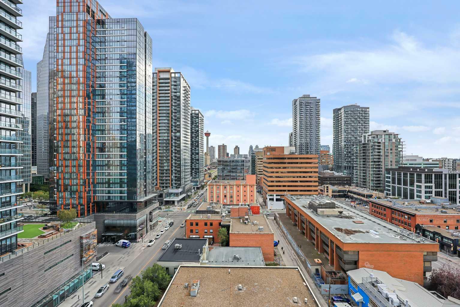 Property Photo: 1010 6 Street SW 607 AB T2R 1B4