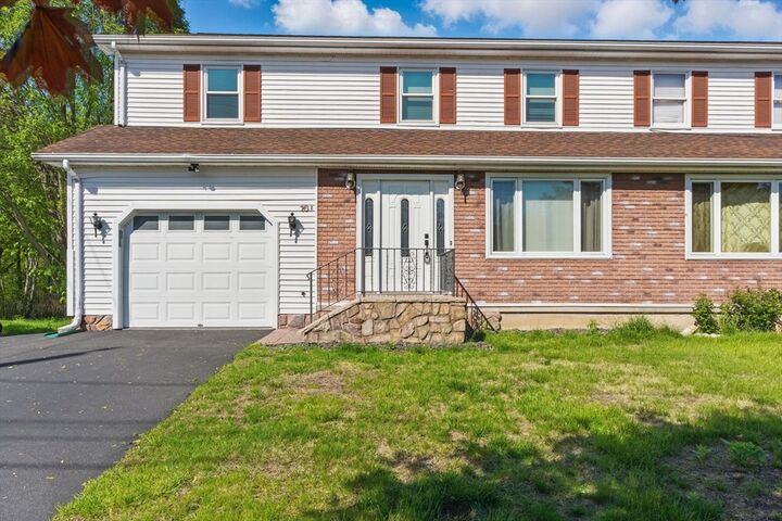 Property Photo: 16 Sunflower Ln A MA 01085