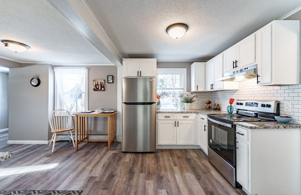 Property Photo: 5 Pomeroy Mdw Ext MA 01073