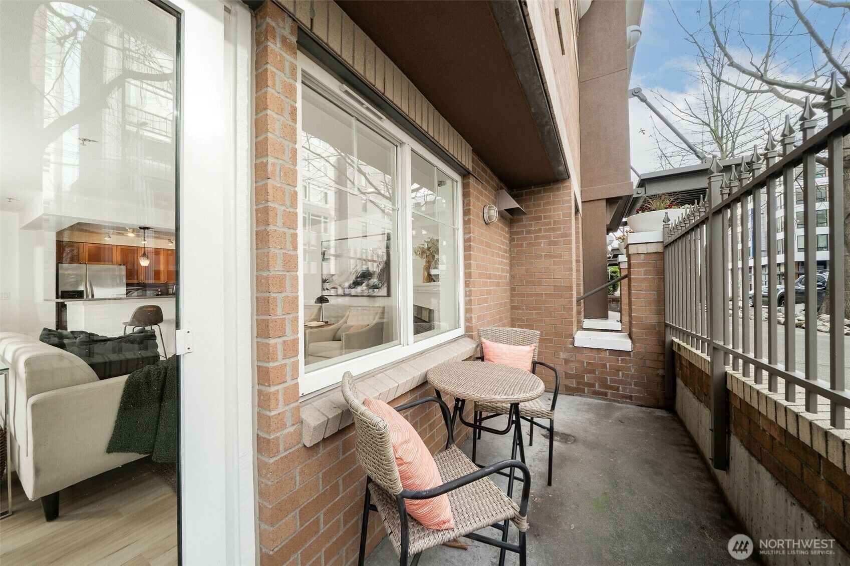 Property Photo: 1545 NW 57th Street 5610 WA 98107