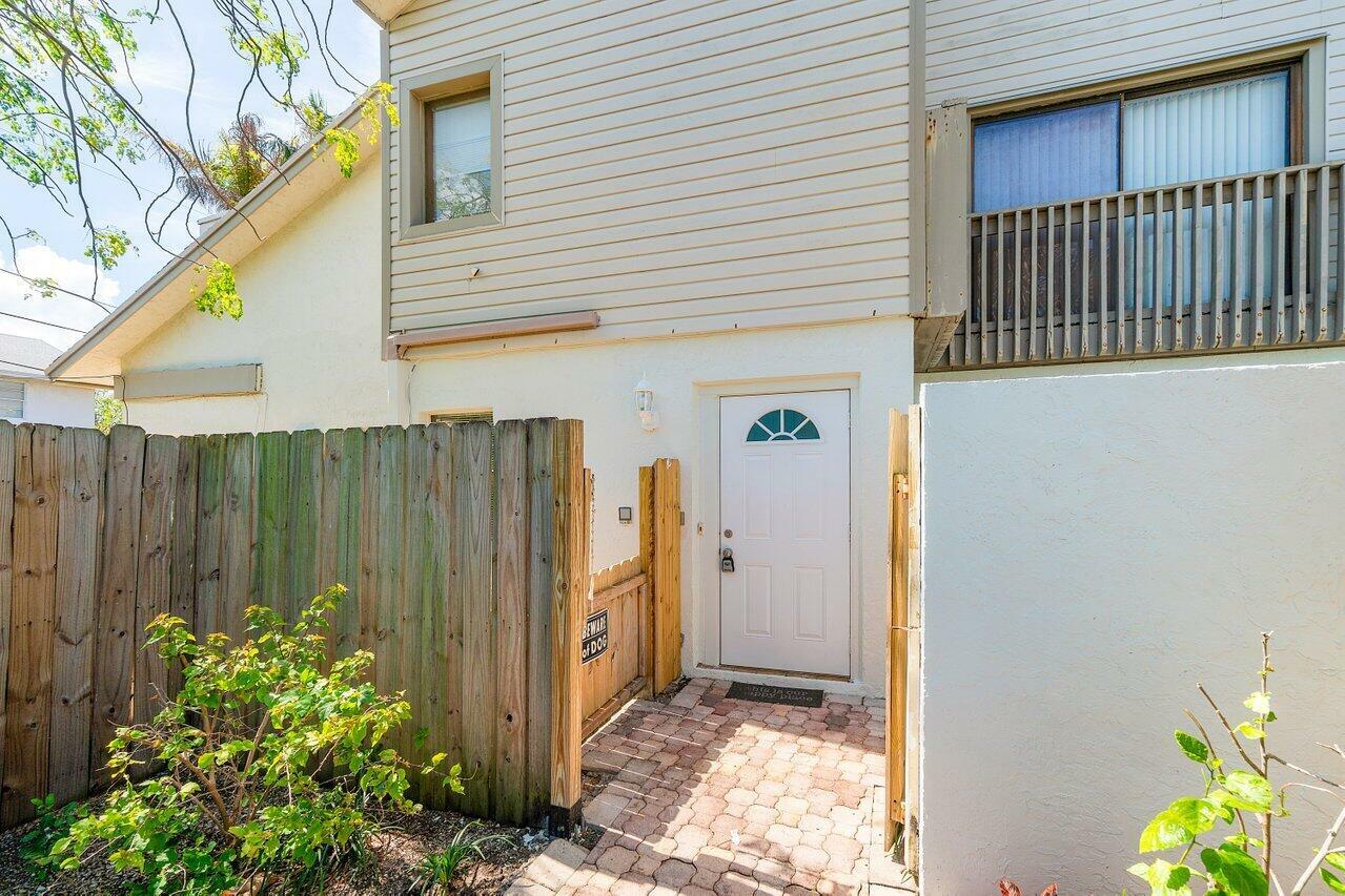 Property Photo: 3015 Florida Boulevard FL 33483