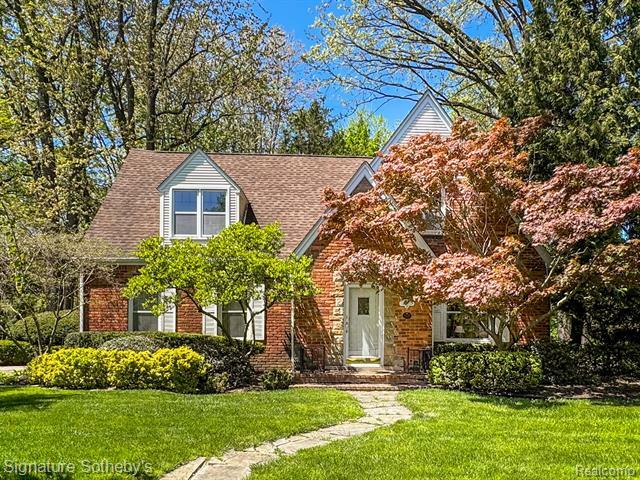 Property Photo: 27721 Santa Barbara Drive MI 48076