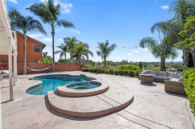 Property Photo: 40493 Calle Katerine CA 92591