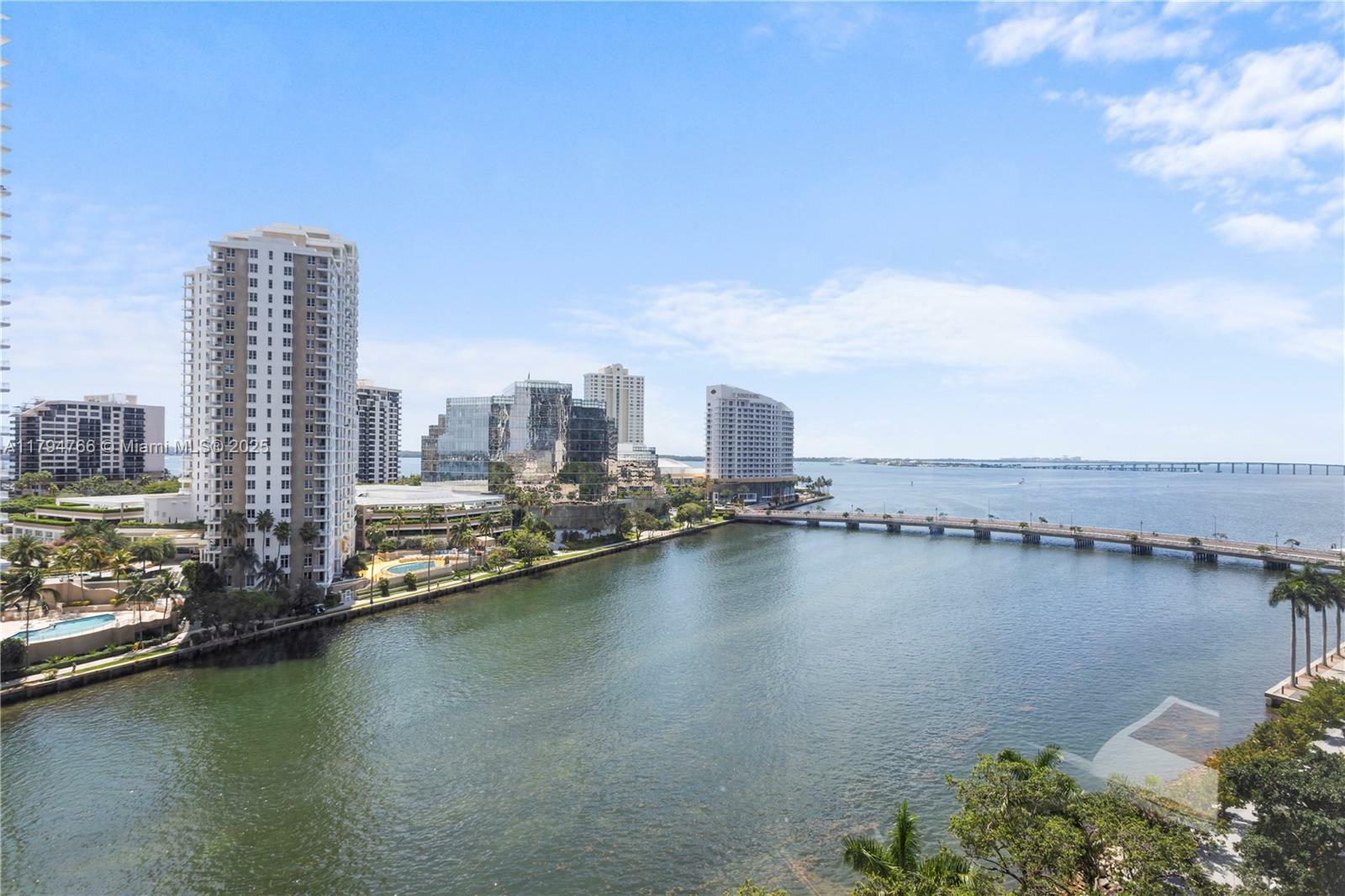 Property Photo: 495 Brickell Ave 1001 FL 33131