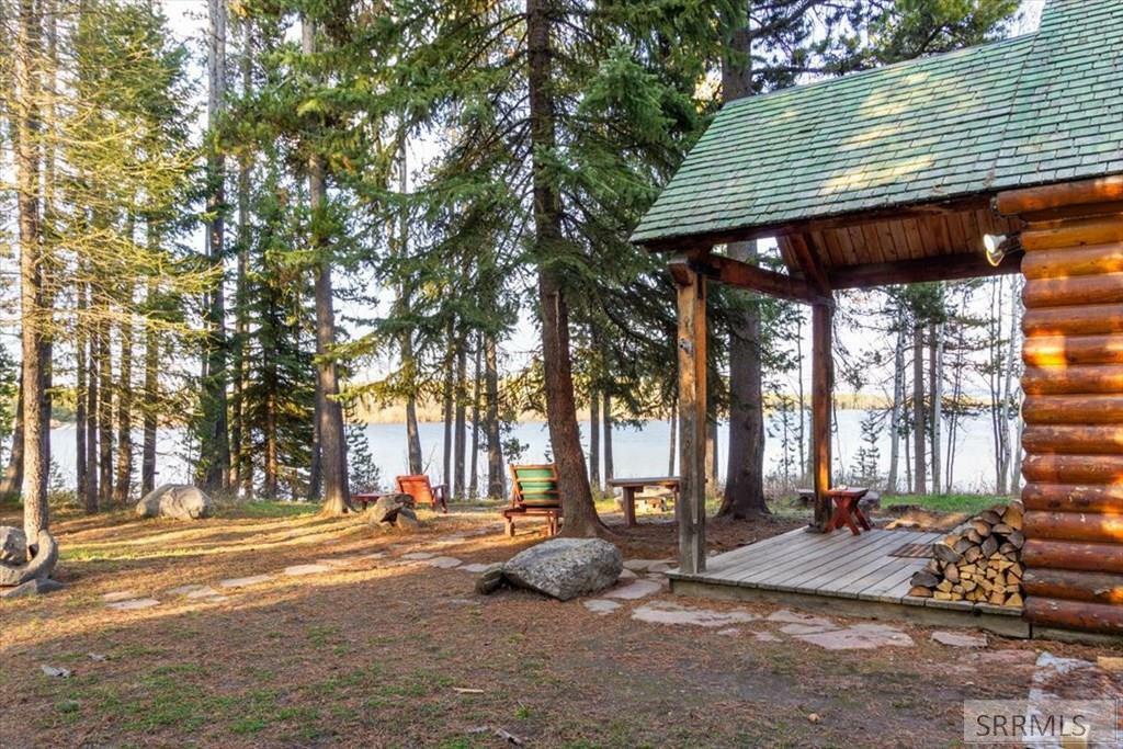 Property Photo: 3648 Bills Loop South Road ID 83429