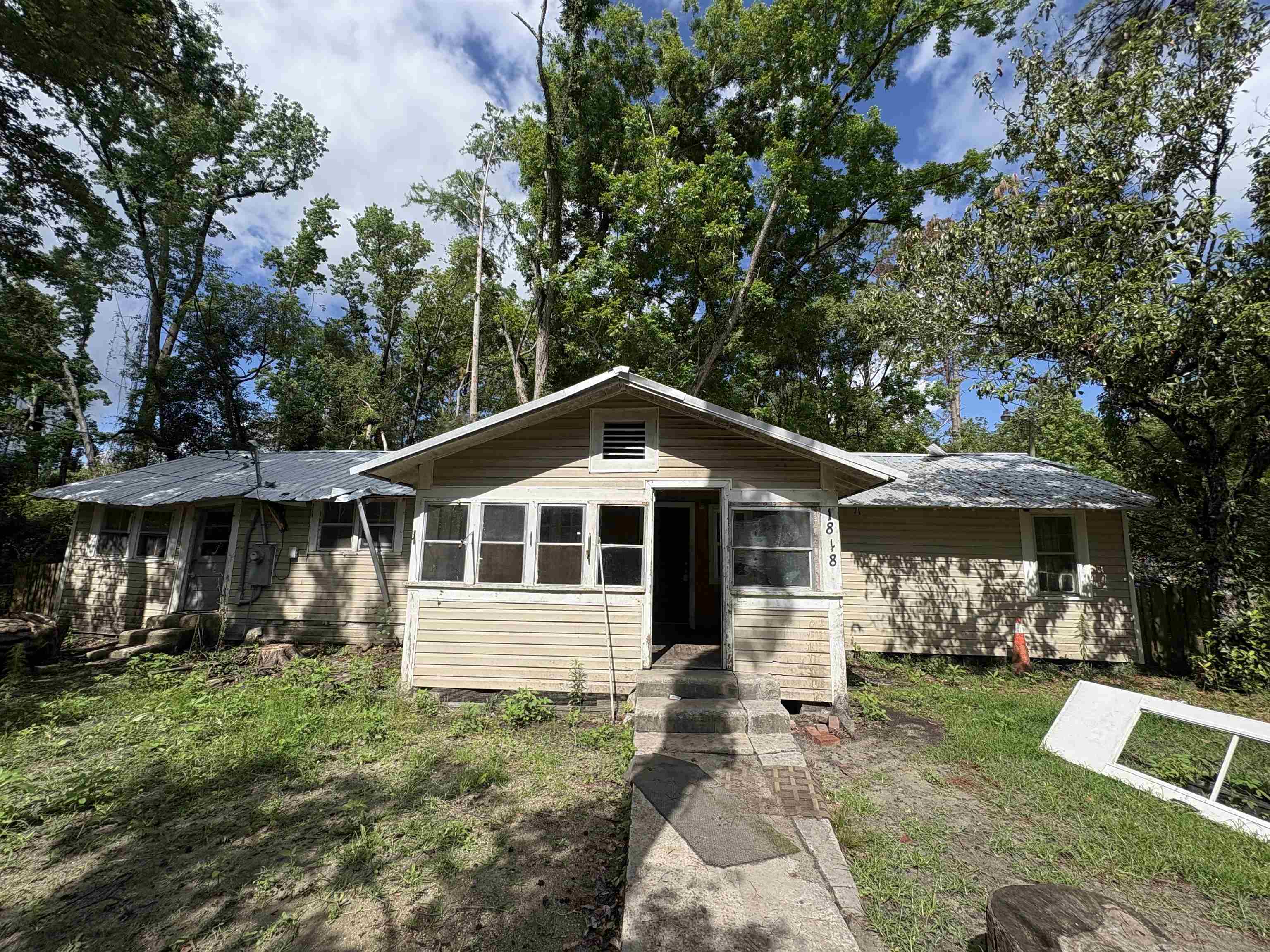 Property Photo: 1848 SW Main Street FL 32331