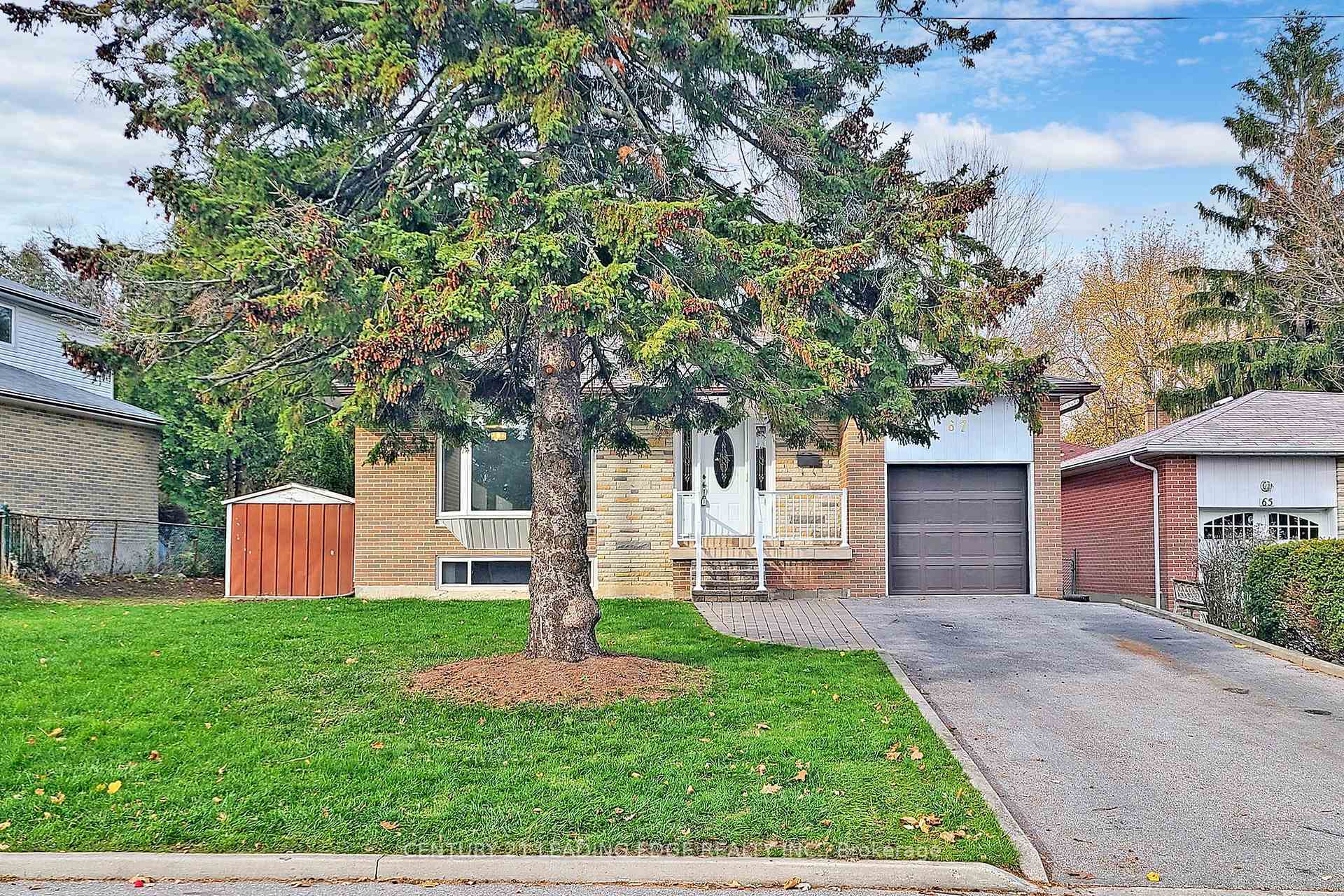 Property Photo: 67 Ravine Park Crescent ON M1C 2M5