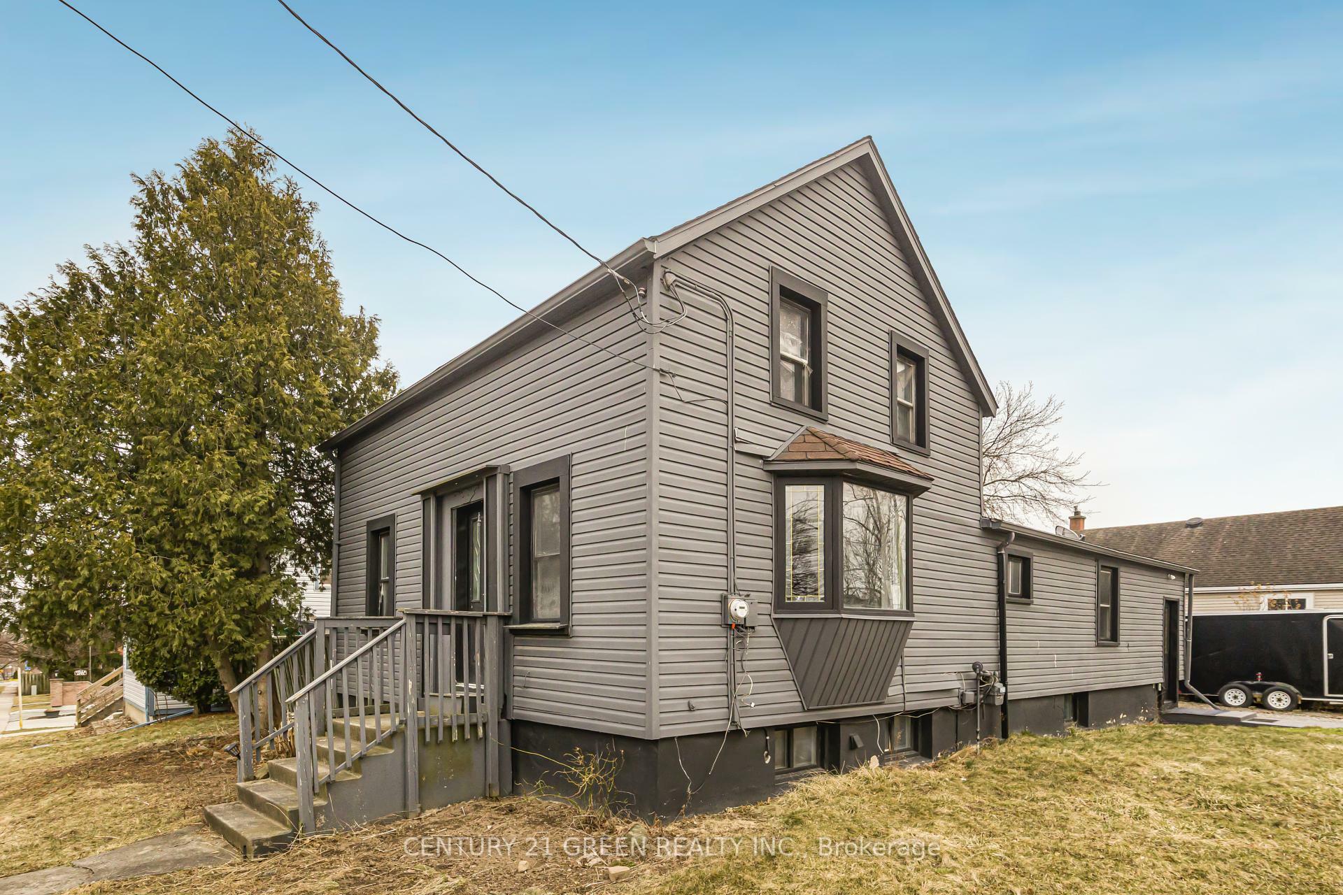 Property Photo: 35 St David Street W ON L2V 2L3
