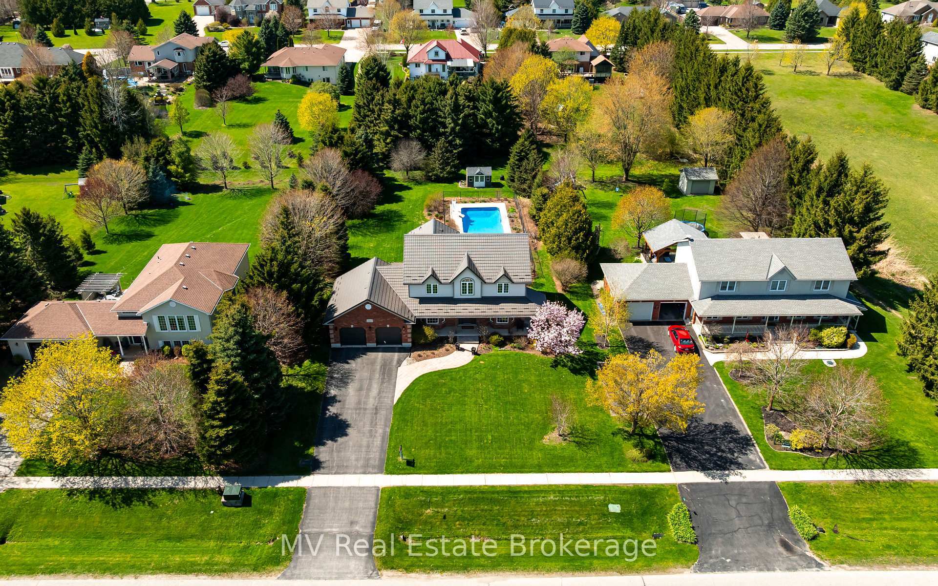 Property Photo: 845 St. George Street E ON N1M 3N6
