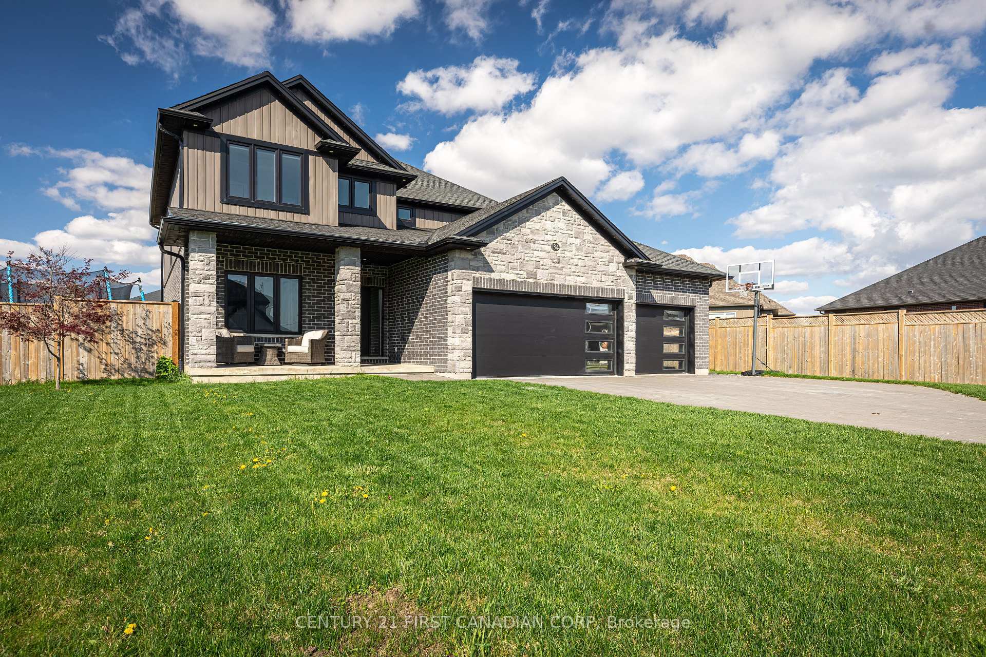 Photo de la propriété: 134 Spencer Avenue ON N0M 2J0