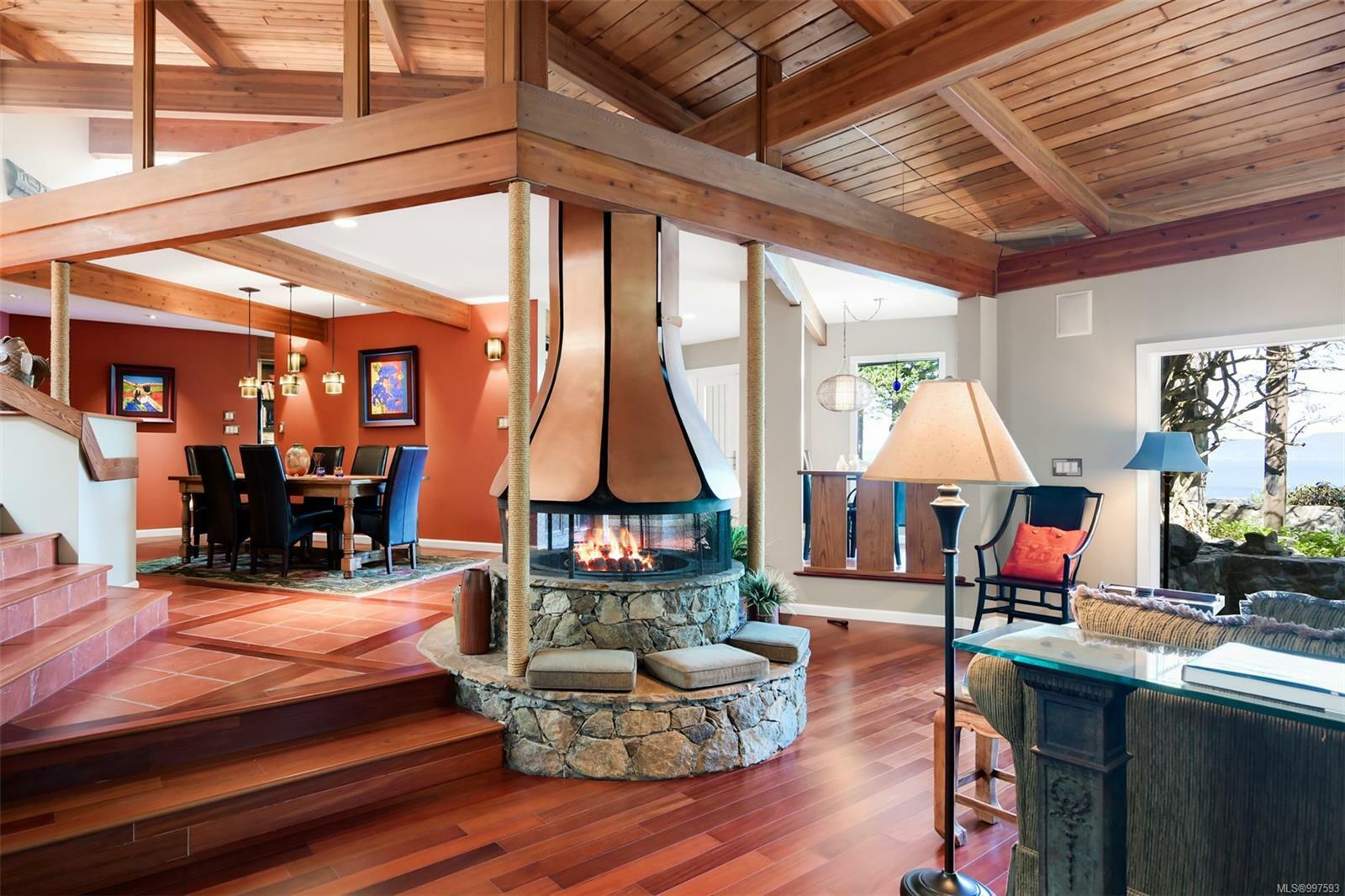 Property Photo: 2248 Arbutus Rd BC V8N 1V3