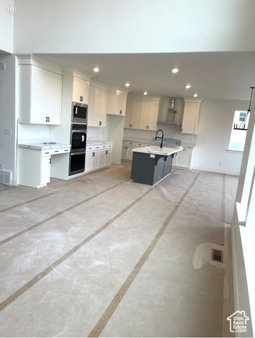 Property Photo: 2917 E Liam Ln 107 UT 84005
