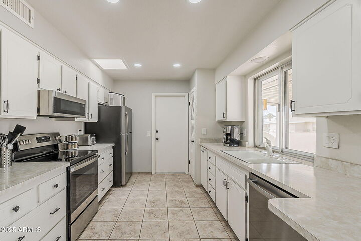 Property Photo:  9814 W Long Hills Drive  AZ 85351 