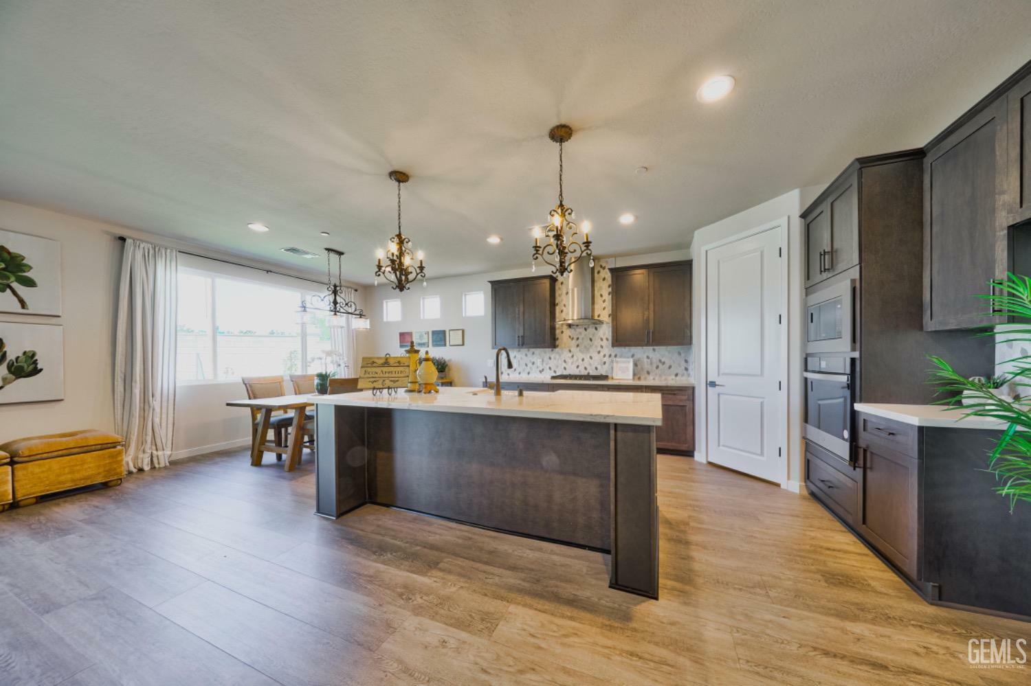 Property Photo: 7518 Garrison Avenue CA 93311