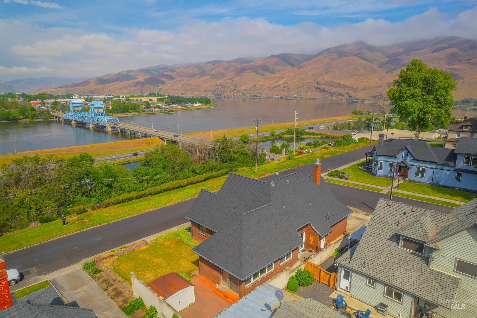 Property Photo:  103 Prospect Ave  ID 83501 