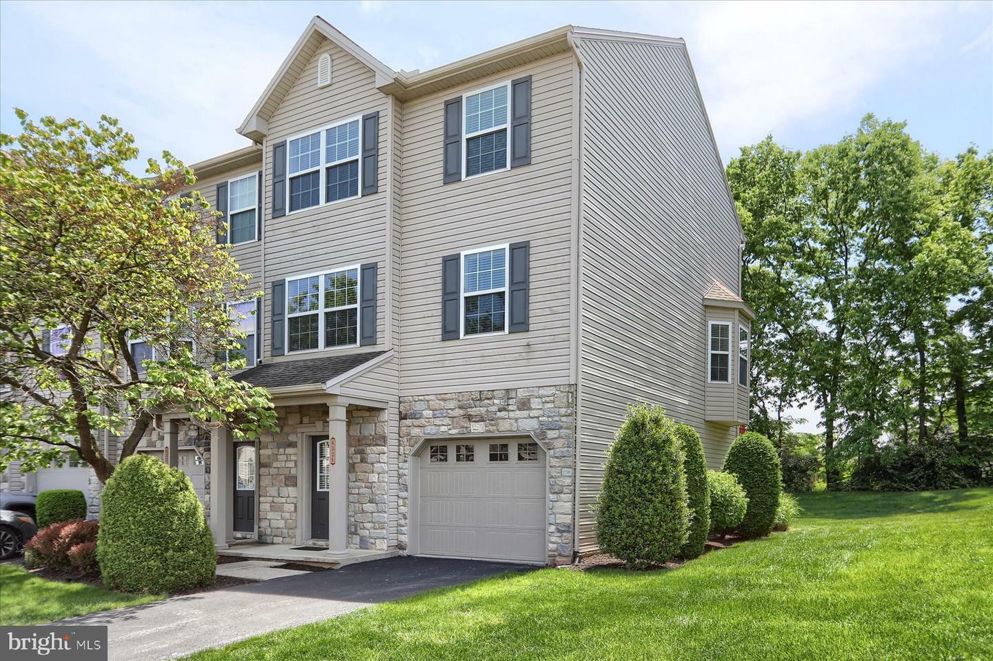 Property Photo: 6226 Galleon Drive PA 17050