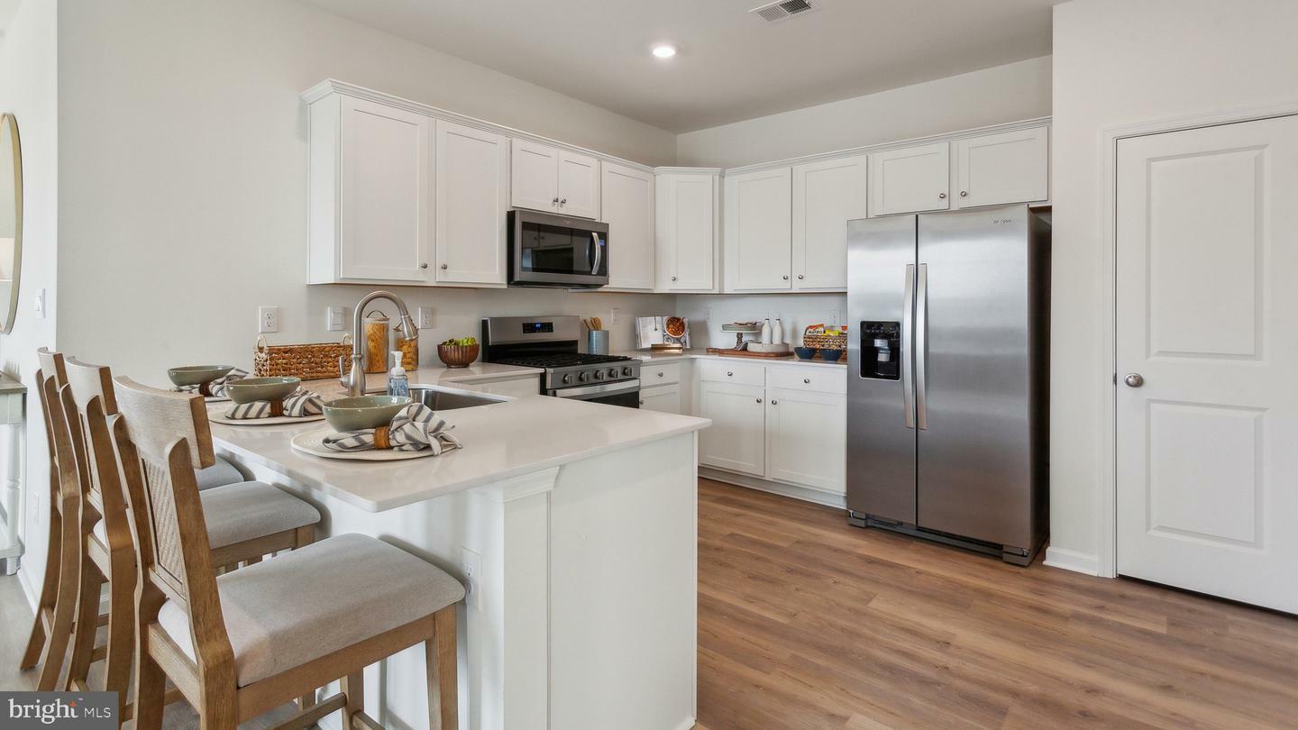 Property Photo: 202 Delhaas Circle PA 19007