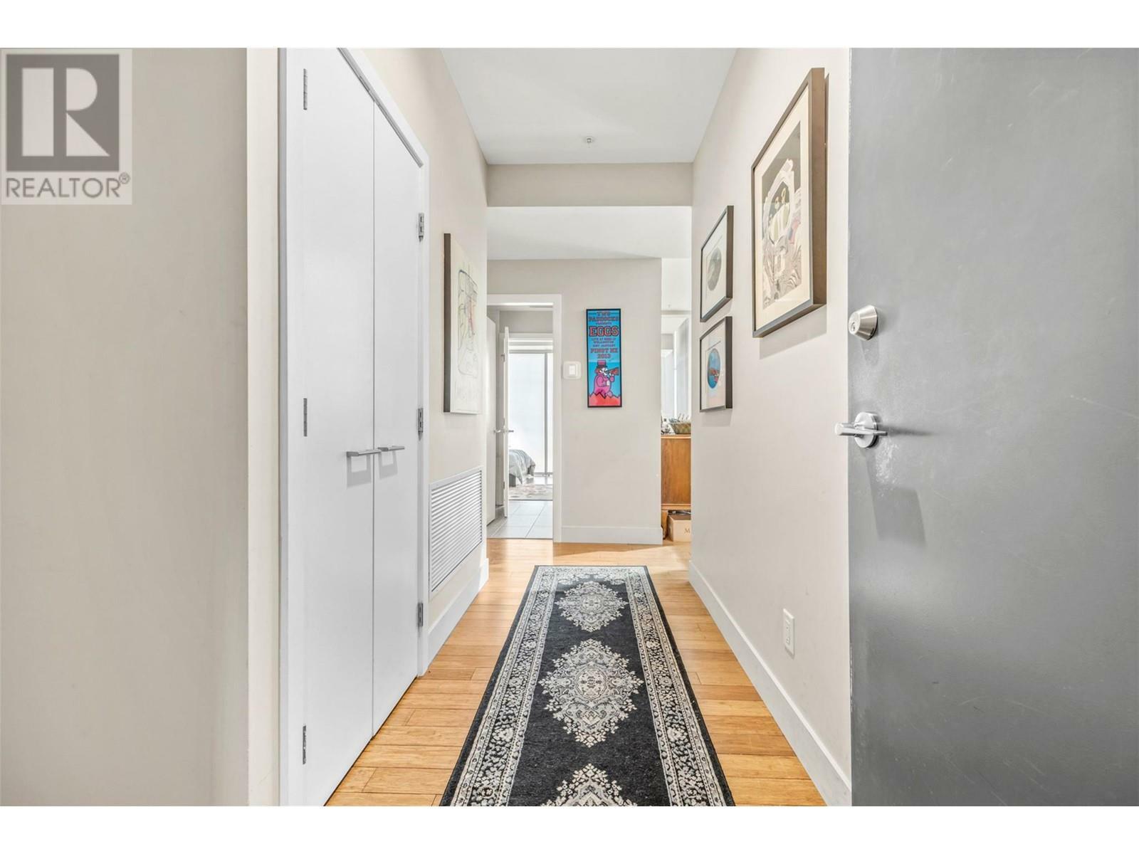 Photo de la propriété: 1289 Ellis Street 401 BC V1Y 1Z7