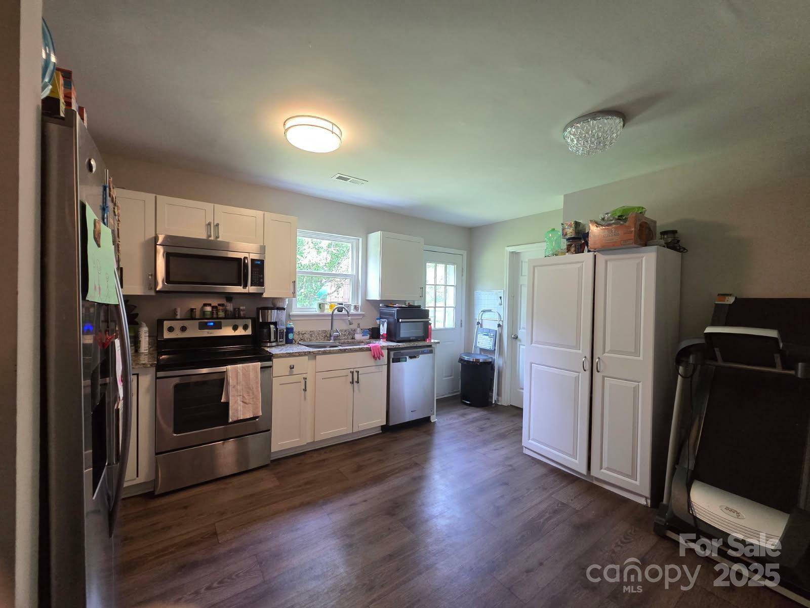 Property Photo: 290 Greentree Drive SC 29730