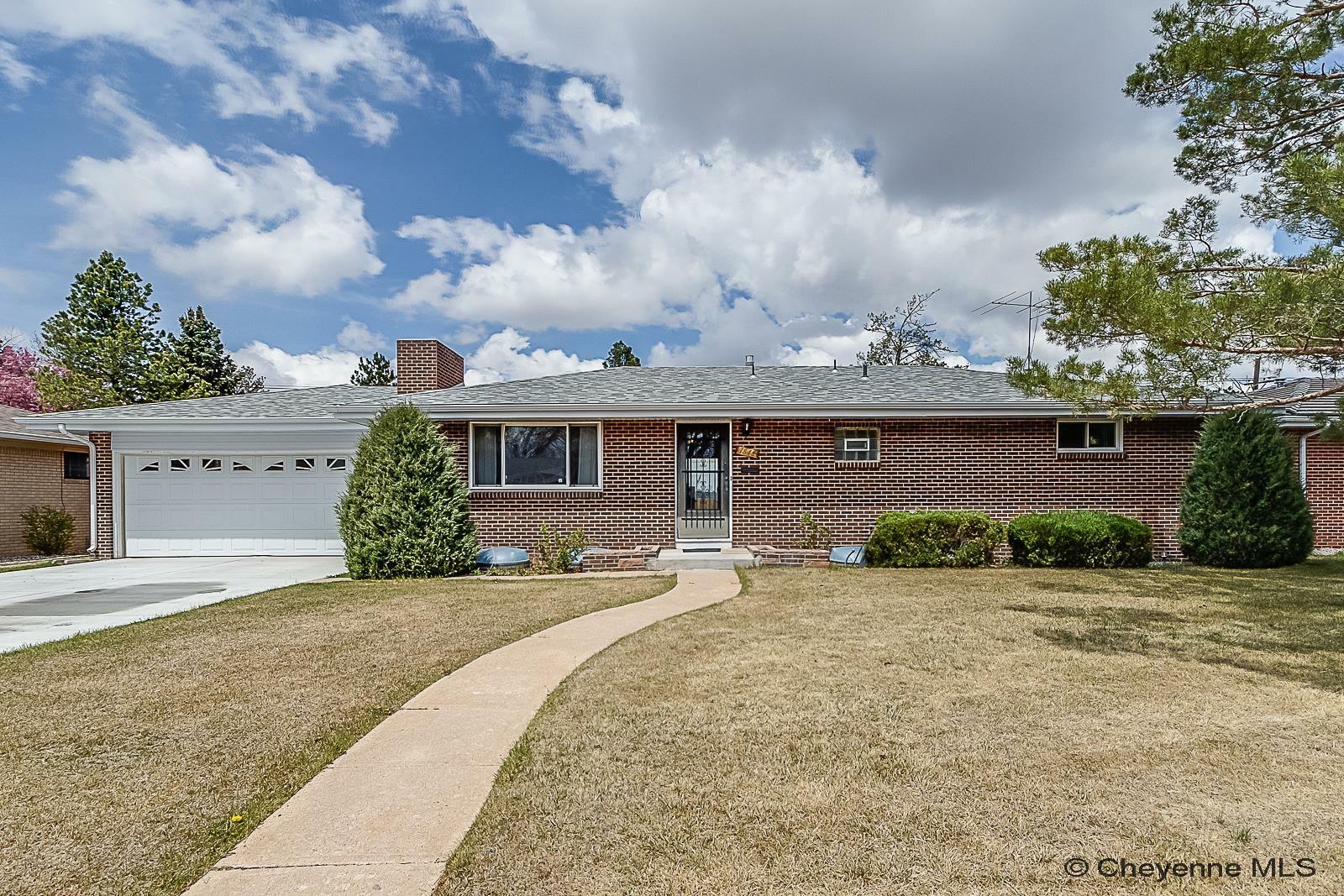 Property Photo: 1846 Cheshire Dr WY 82001