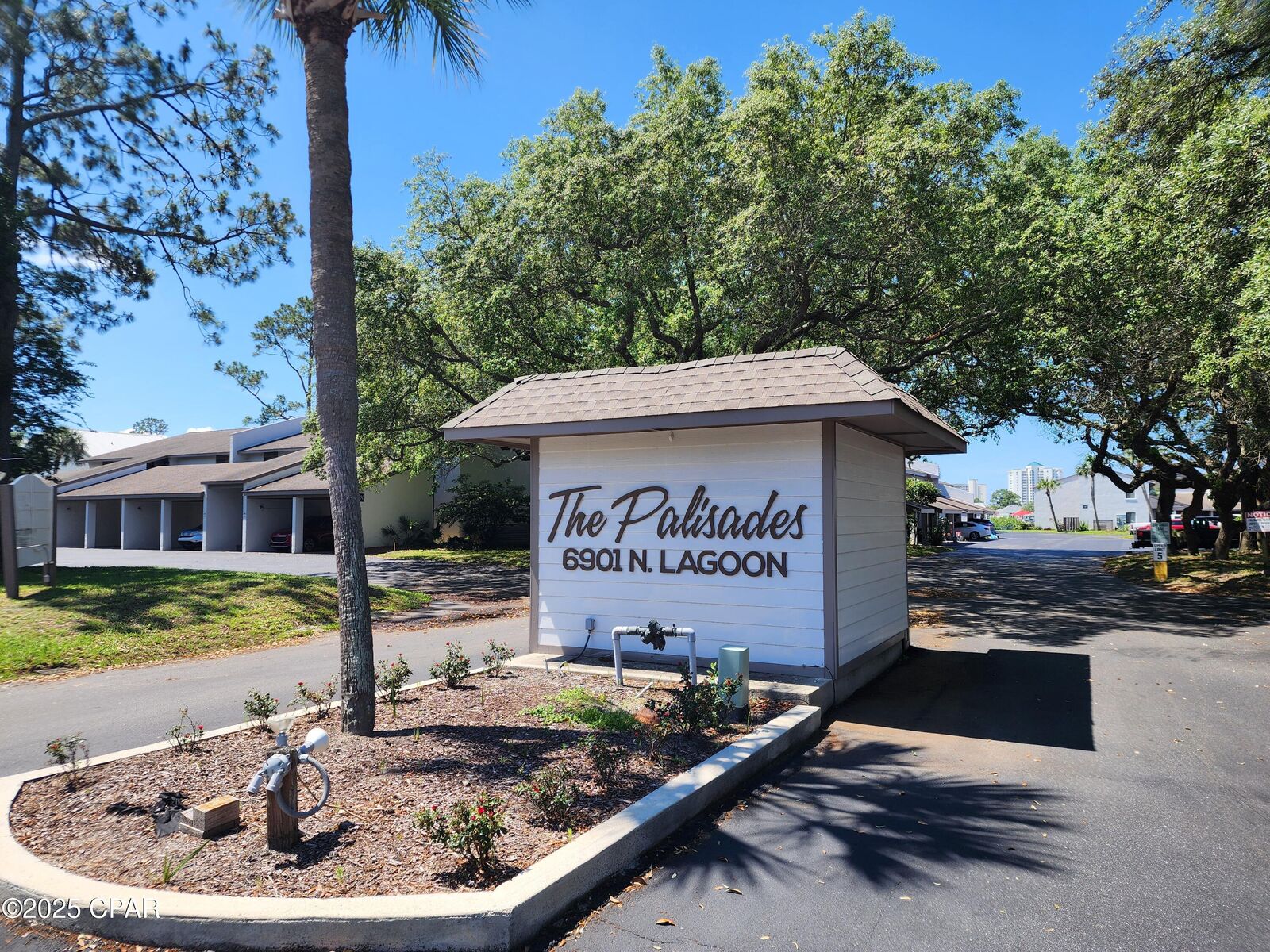 Property Photo: 6901 N Lagoon Drive 15 FL 32408