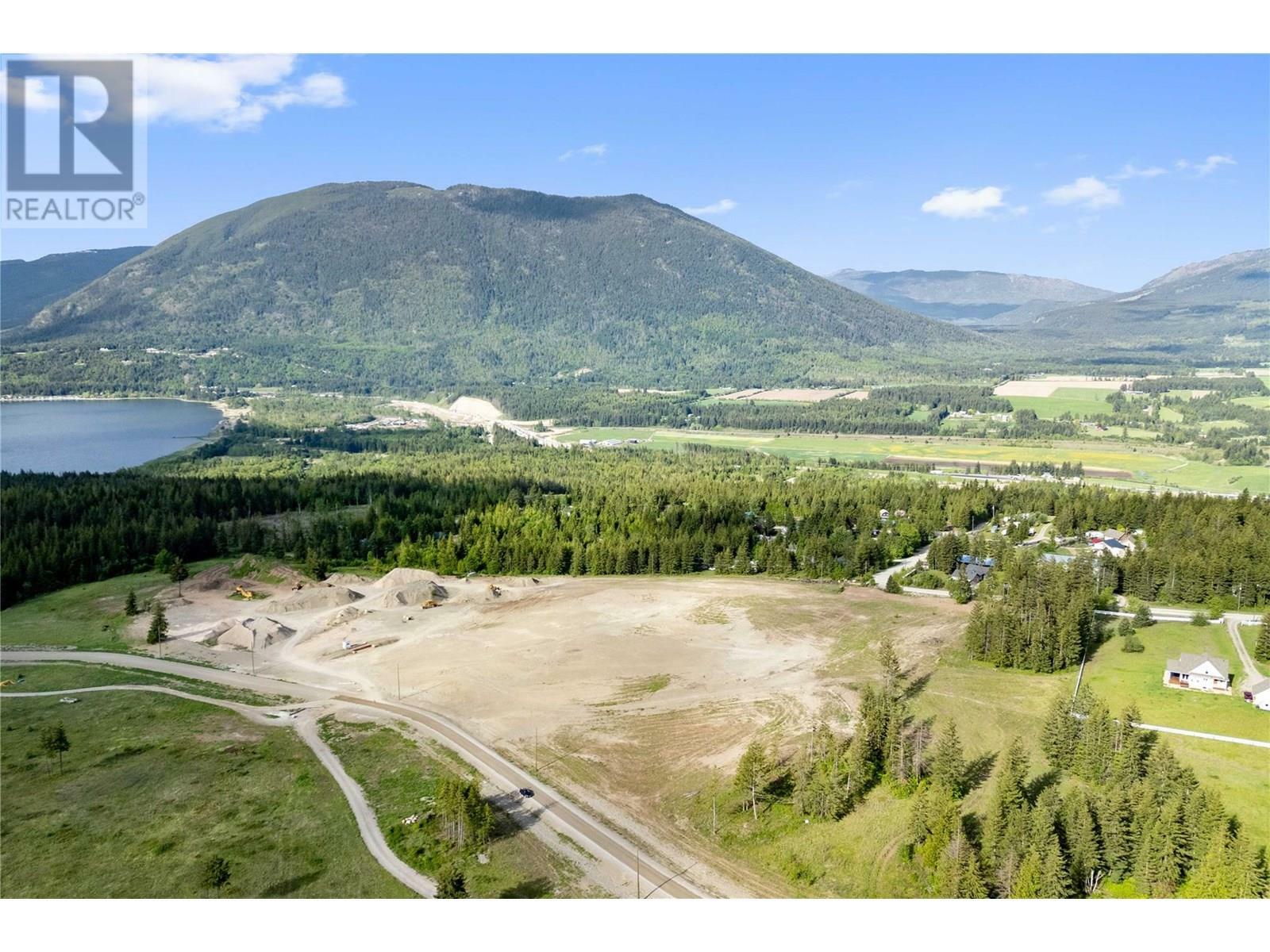 Photo de la propriété:  3682 Ford Road  BC V0E 2X2 