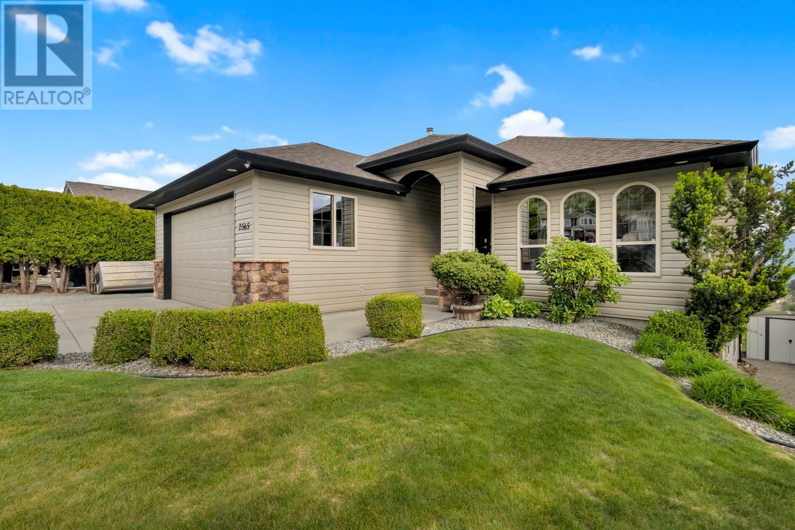 2565 Copper Ridge Drive  West Kelowna BC V4T 2X6 photo