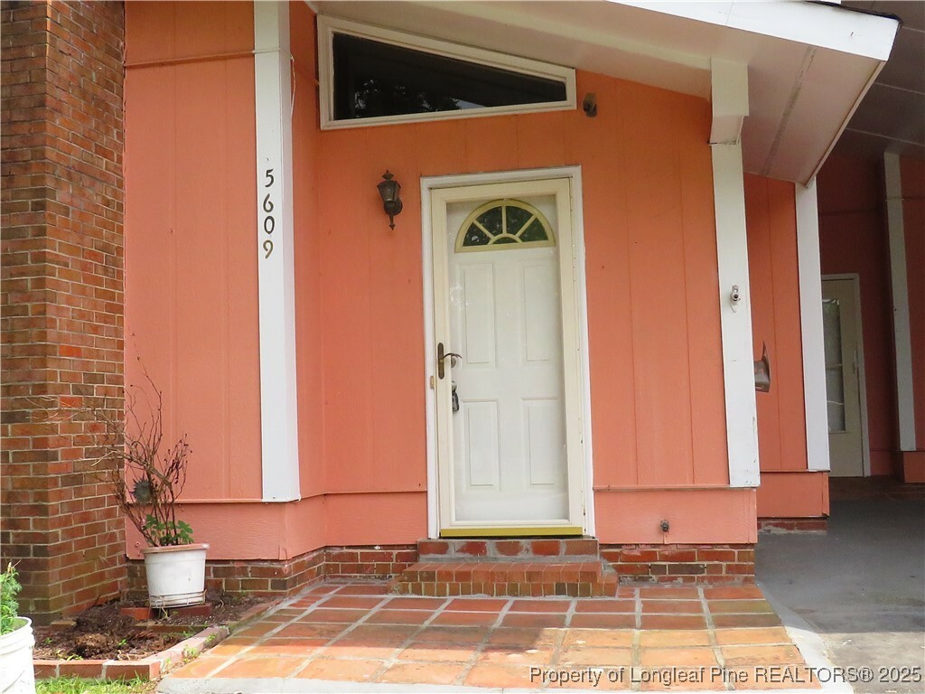 Property Photo: 5609 Bowman Court NC 28304
