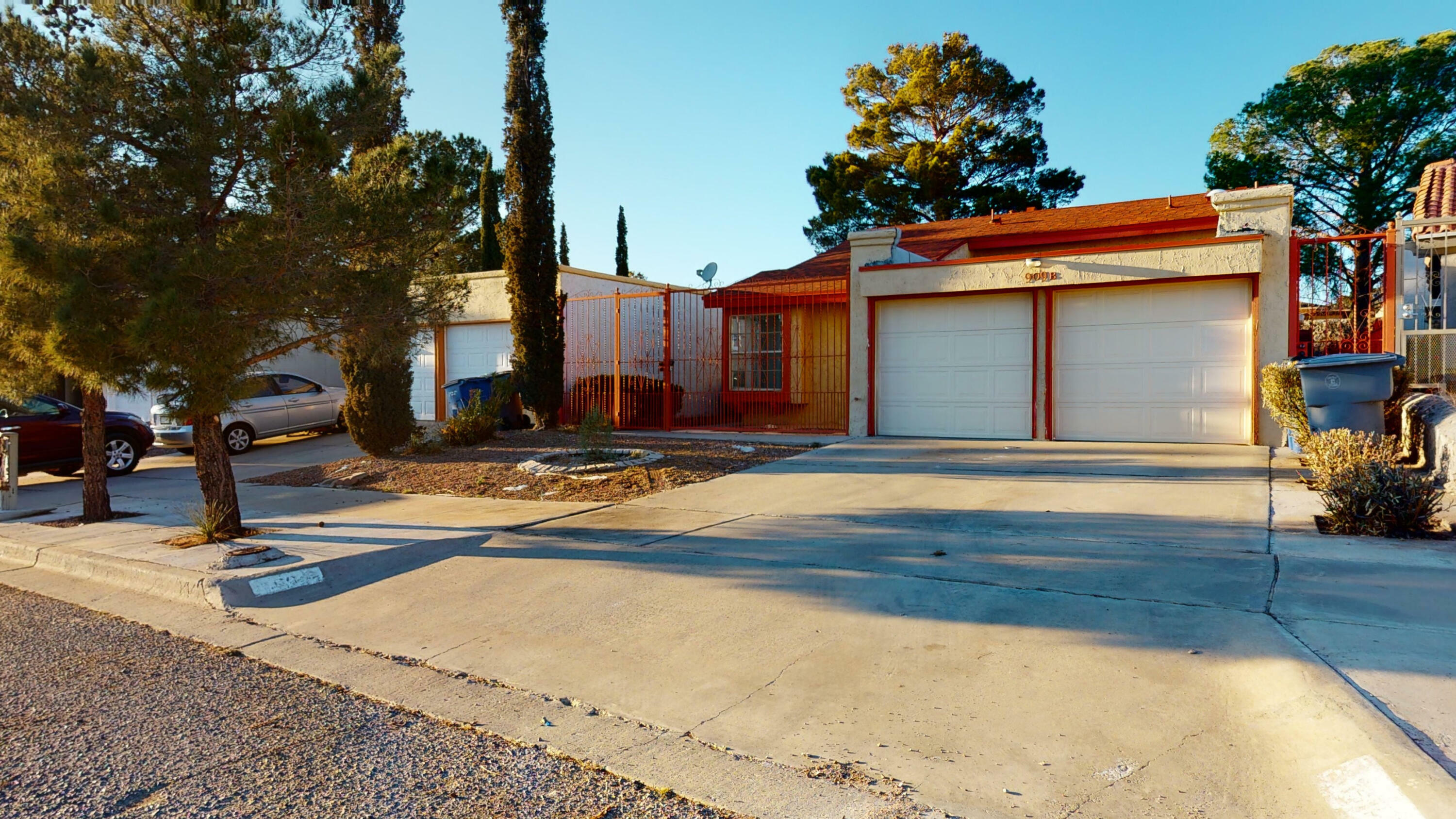 Property Photo: 909 Tepic Drive B TX 79912