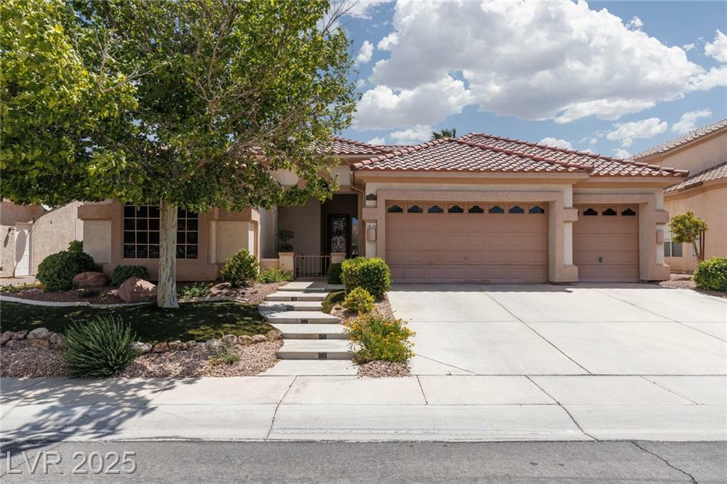 Property Photo: 3522 Shonna Way NV 89032