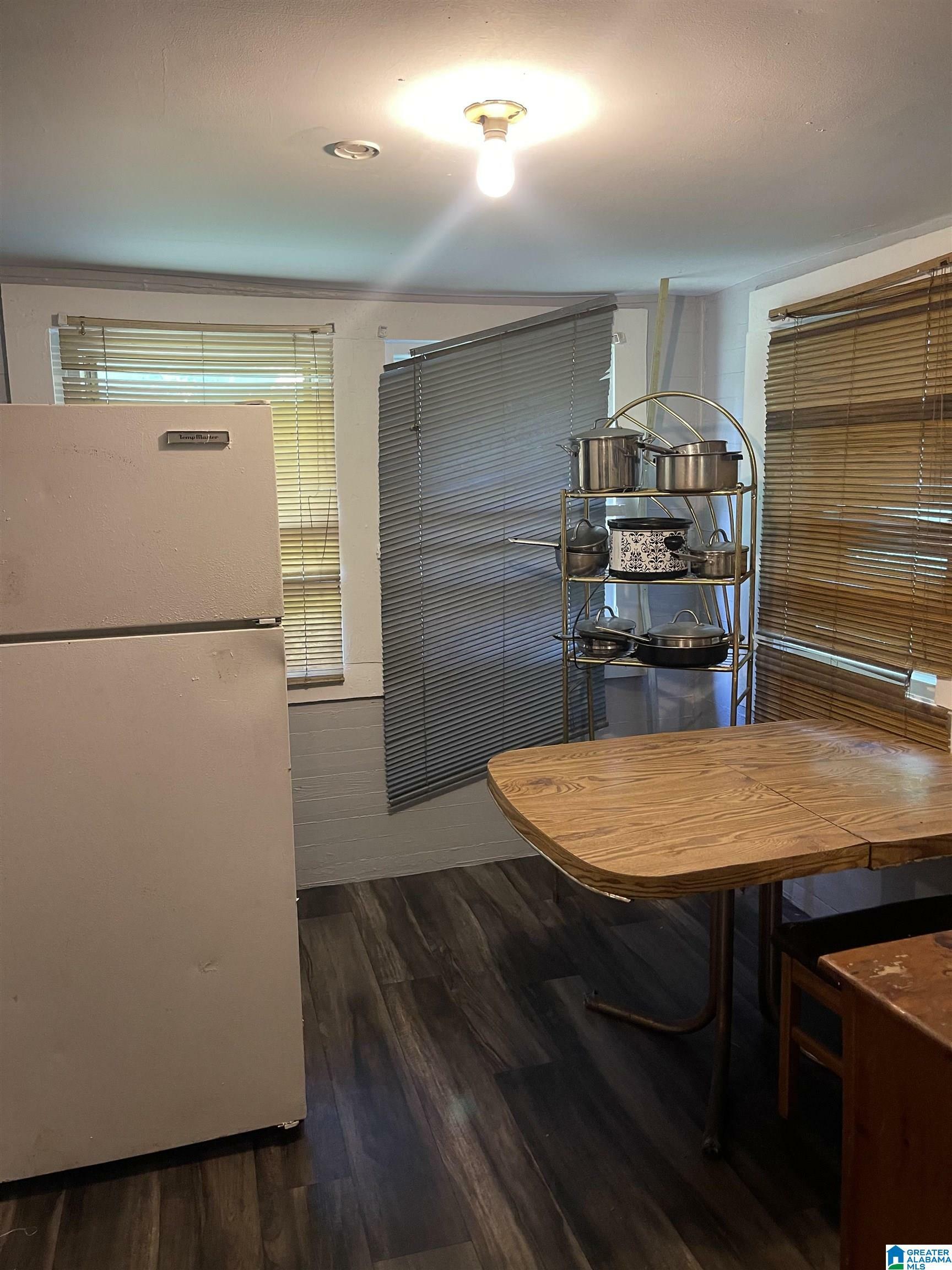 Property Photo:  715 37th Place  AL 35222 