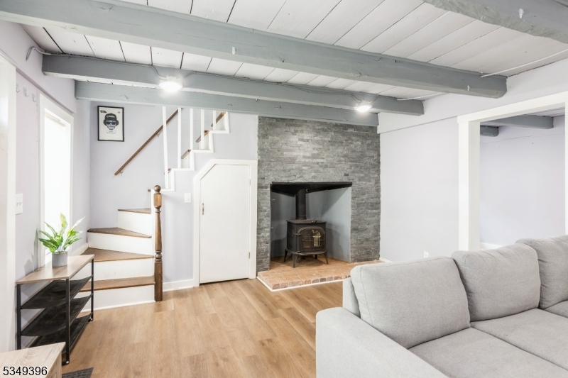 Property Photo: 593 W Hazelwood Ave NJ 07065