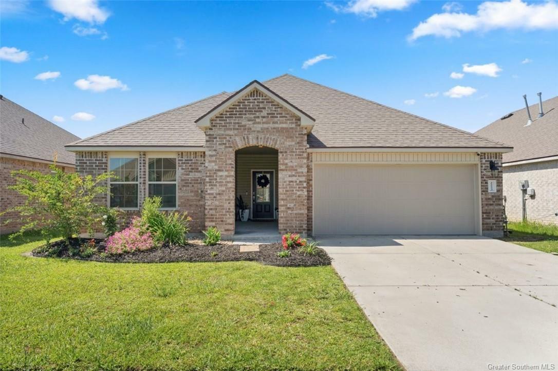 Property Photo: 2222 Michele Court LA 70607