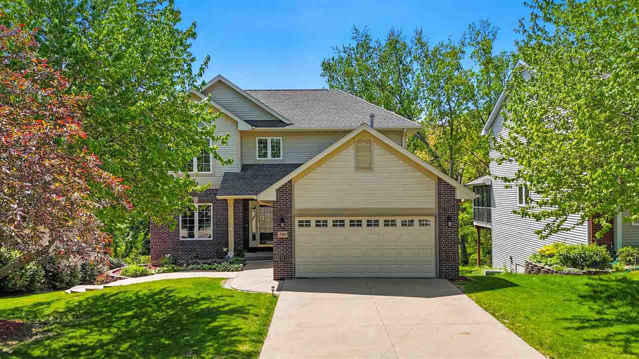 Property Photo: 100 E Dovetail Dr. IA 52241