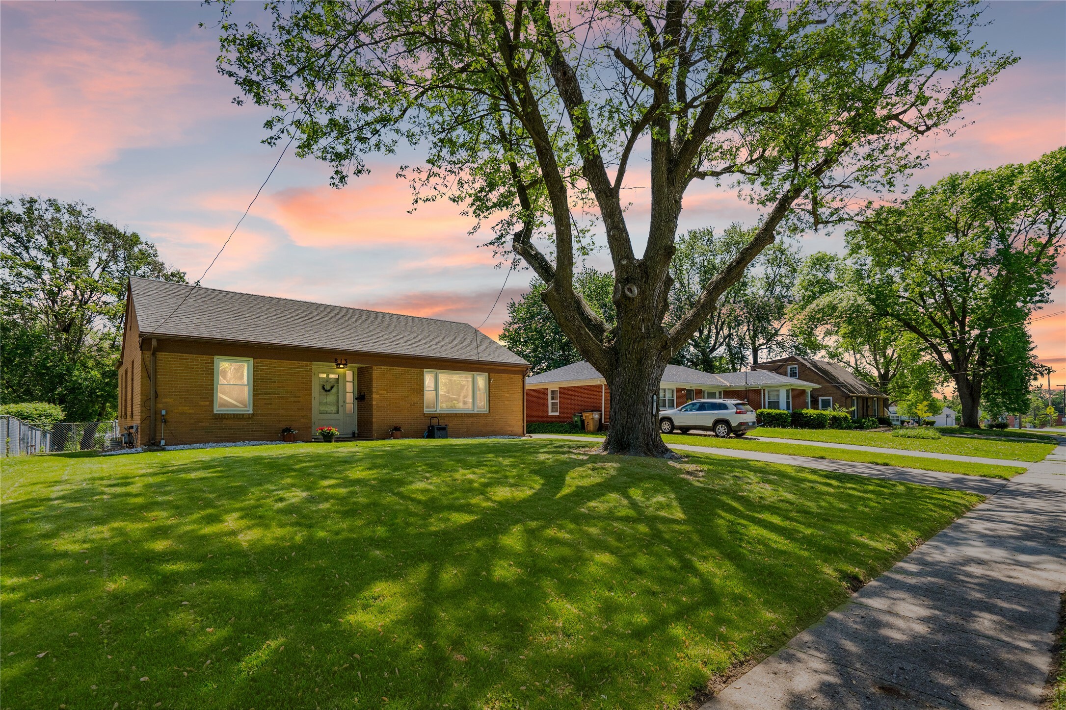 Property Photo: 813 16th Street IA 50265
